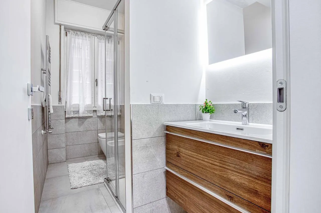 Joivy Warm And Inviting Flat With Balcony Apartment Milan 0*,